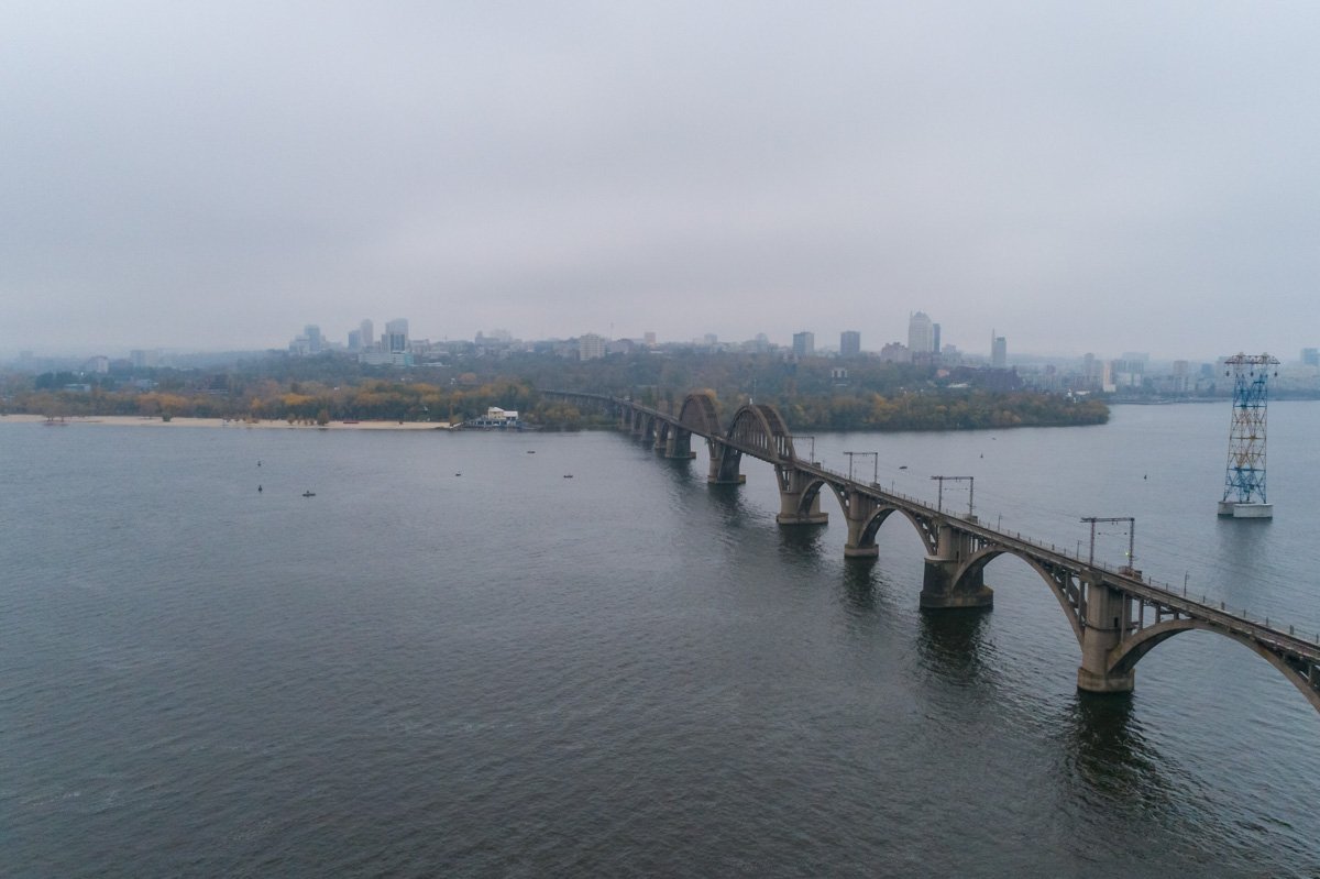 Птицы поют Днепру колыбельную Птицы поют Днепру колыбельную