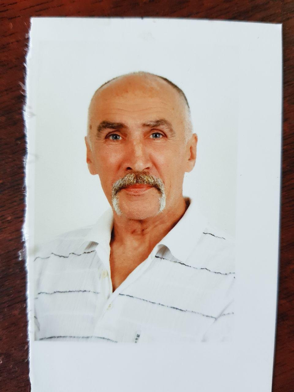 Батаев Виктор Борисович не выходил на связь с 26 октября