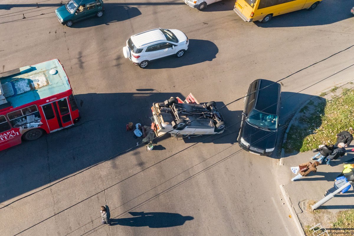 Водитель ВАЗ утверждает, что на момент аварии не работали светофоры Водитель ВАЗ утверждает, что на момент аварии не работали светофоры