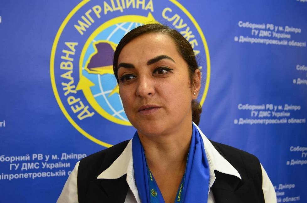 В миграционной службе Соборного района Днепра можно получить биометрический паспорт в удобное время и без очередей 9