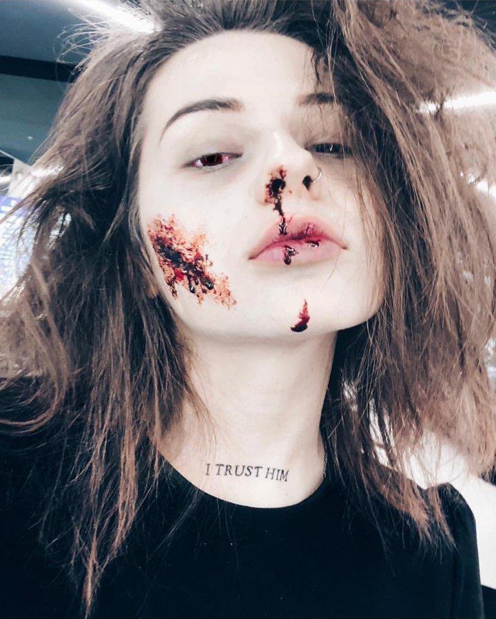 Агрессивный парень - лучший визажист 