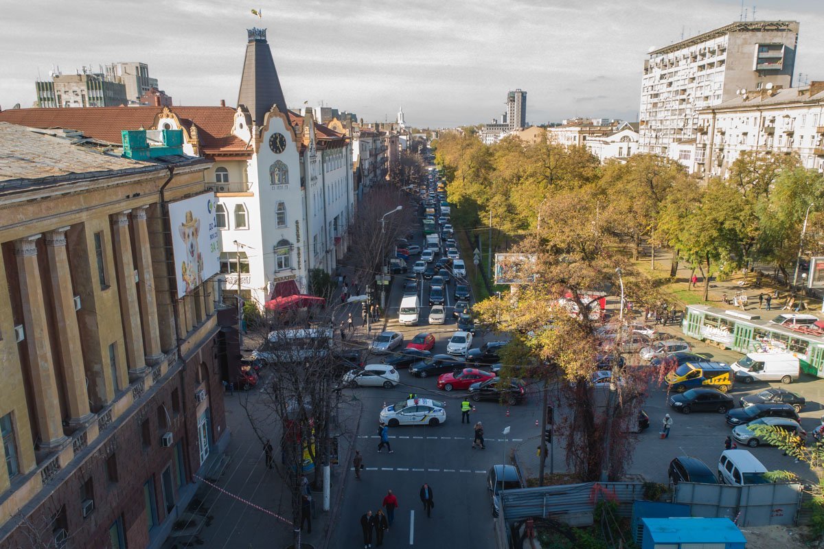 После проверки выяснилось, что сообщение о минировании - ложное После проверки выяснилось, что сообщение о минировании - ложное