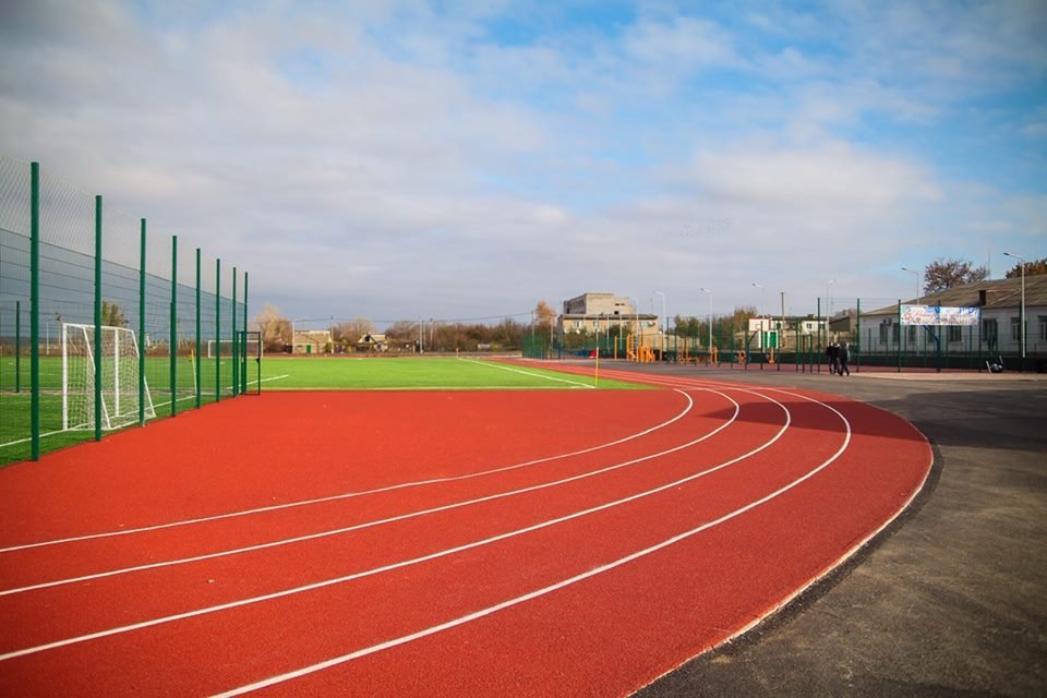 Бегать по такому стадиону одно удовольствие Бегать по такому стадиону одно удовольствие