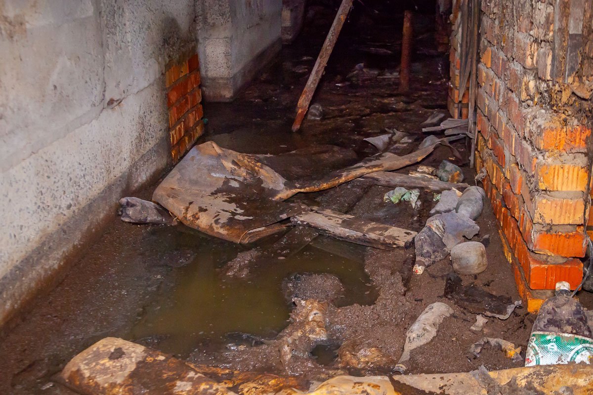 В подвале тоже все плохо В подвале тоже все плохо