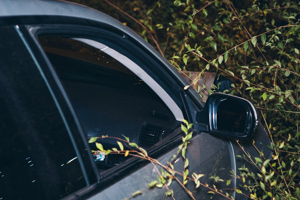 Машина получила серьезные повреждения Машина получила серьезные повреждения