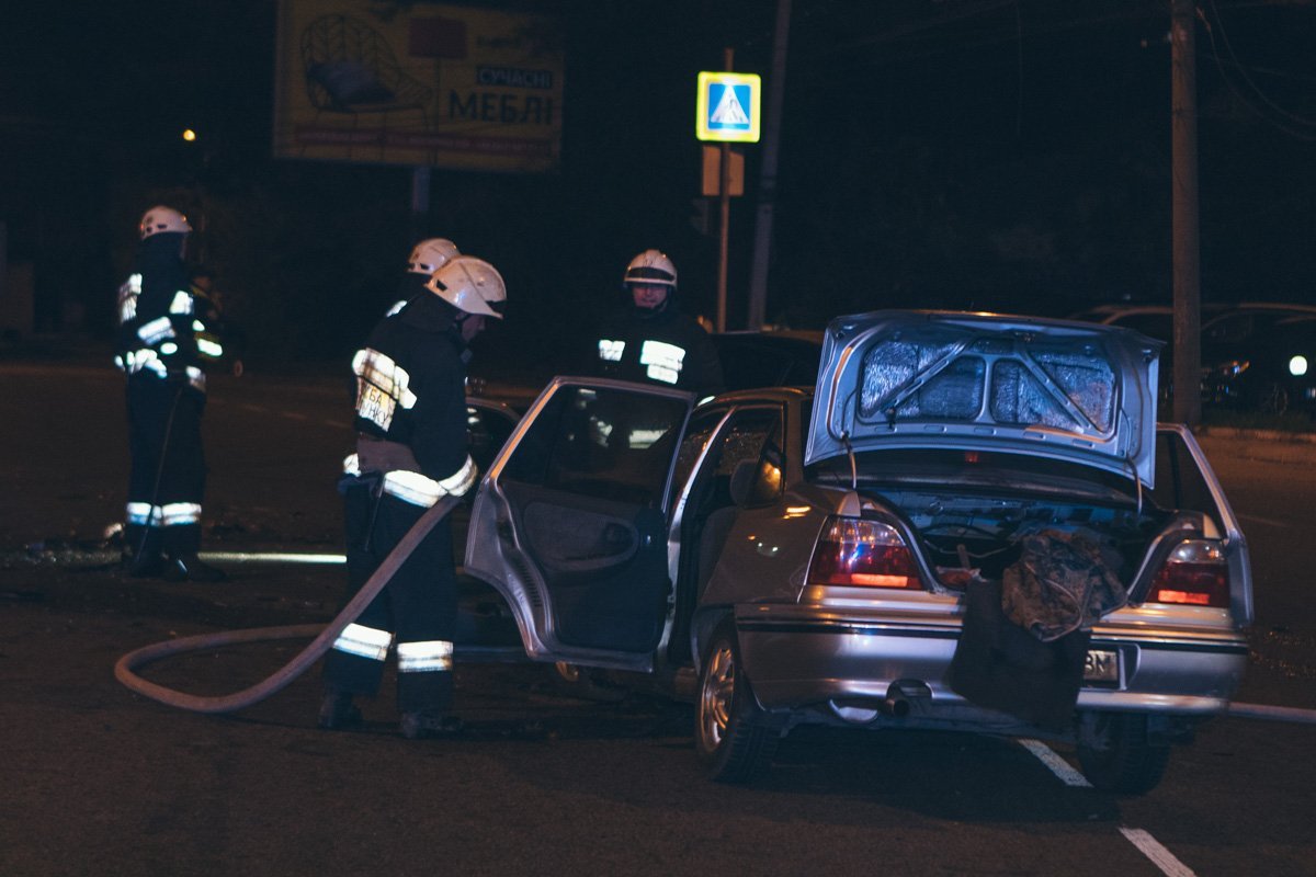 Водитель на BMW потерял управление и вылетел на встречную полосу Водитель на BMW потерял управление и вылетел на встречную полосу
