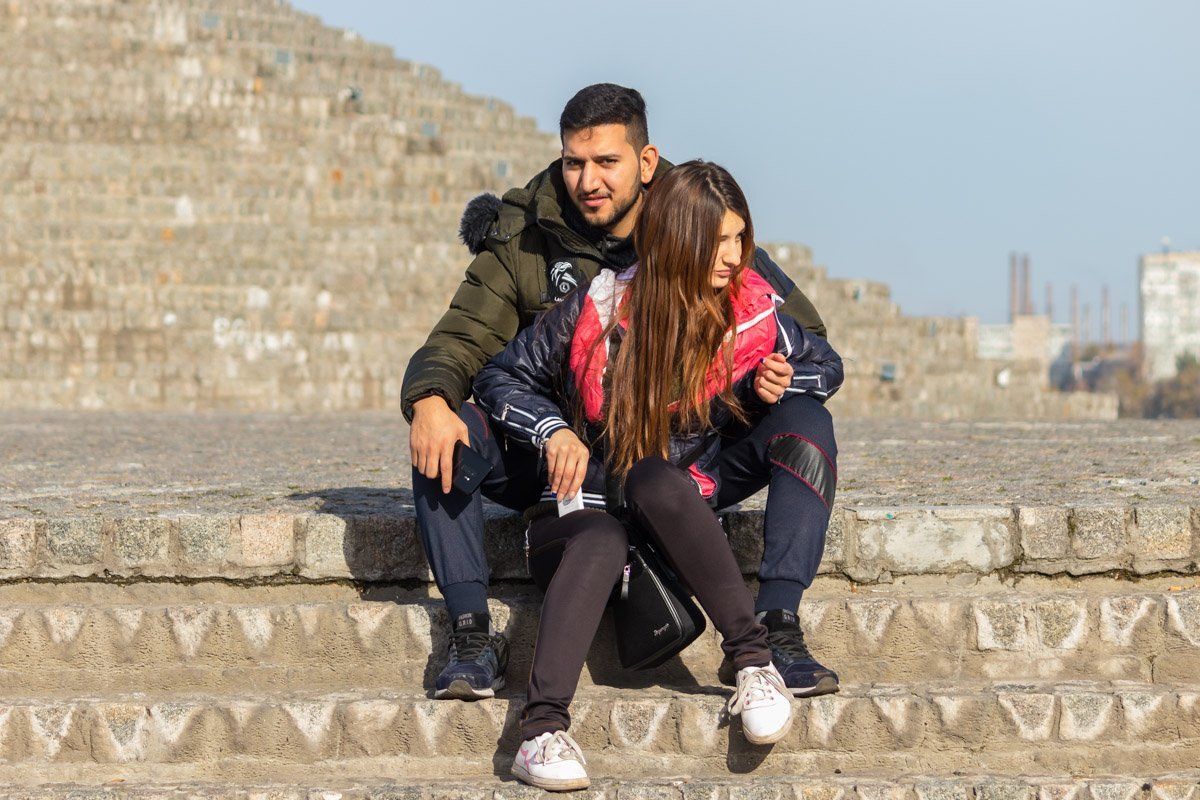 Нельзя сидеть на холодном