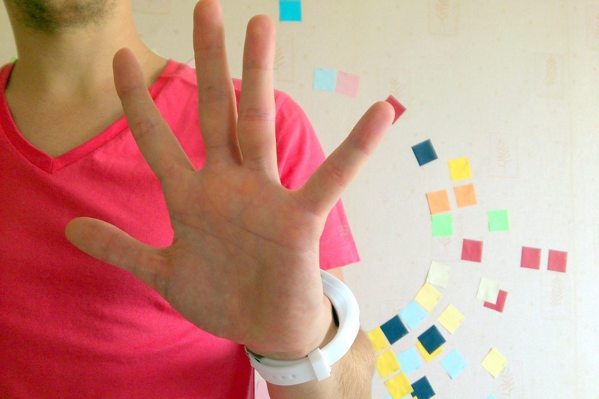 Ладони — это голосовые связки языка телодвижений