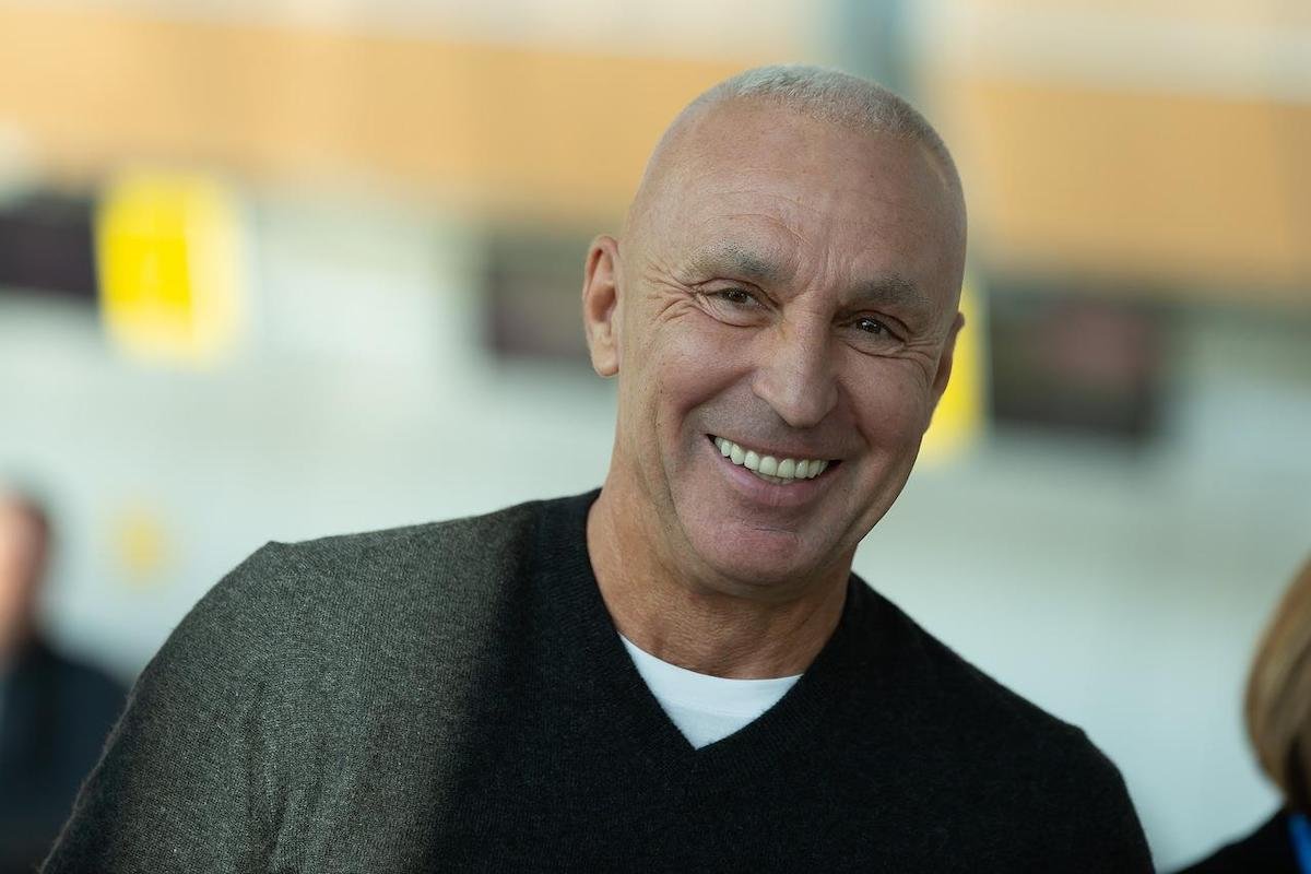 Владелец группы DCH Александр Ярославский Владелец группы DCH Александр Ярославский