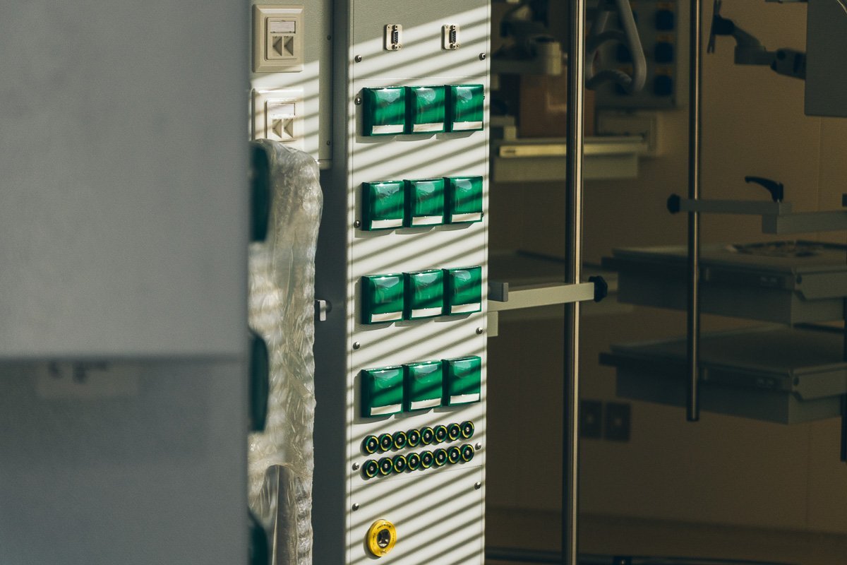 Он построен практически за два года Он построен практически за два года