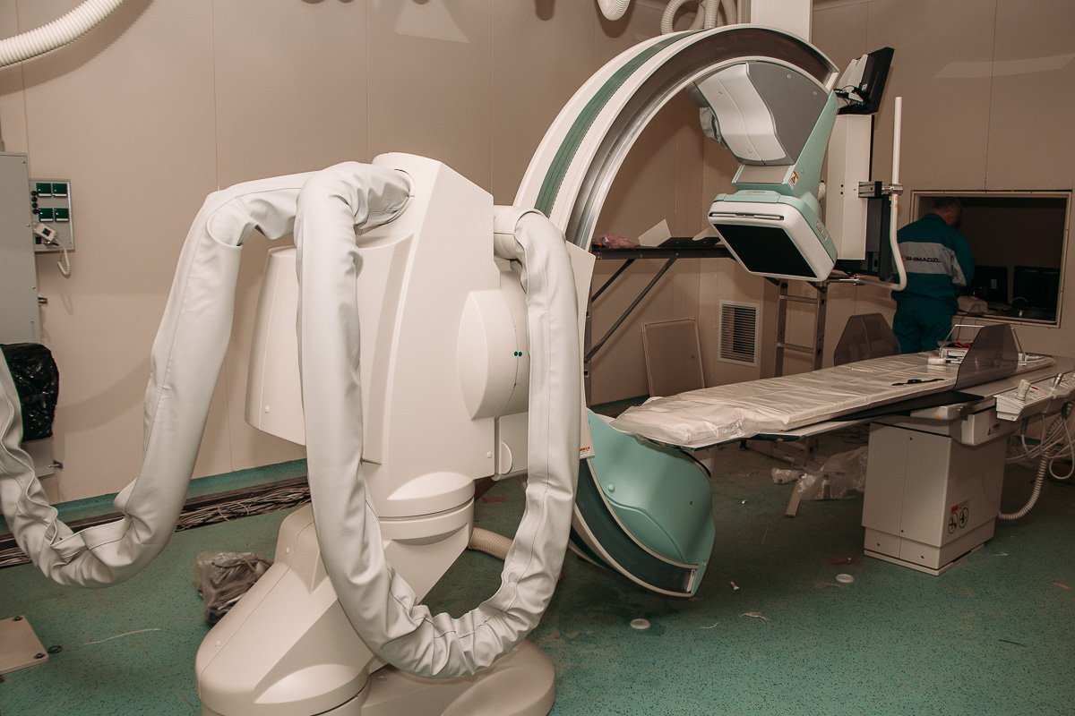 4-й этаж - это отделение хирургии, включая хирургию новорожденных 4-й этаж - это отделение хирургии, включая хирургию новорожденных