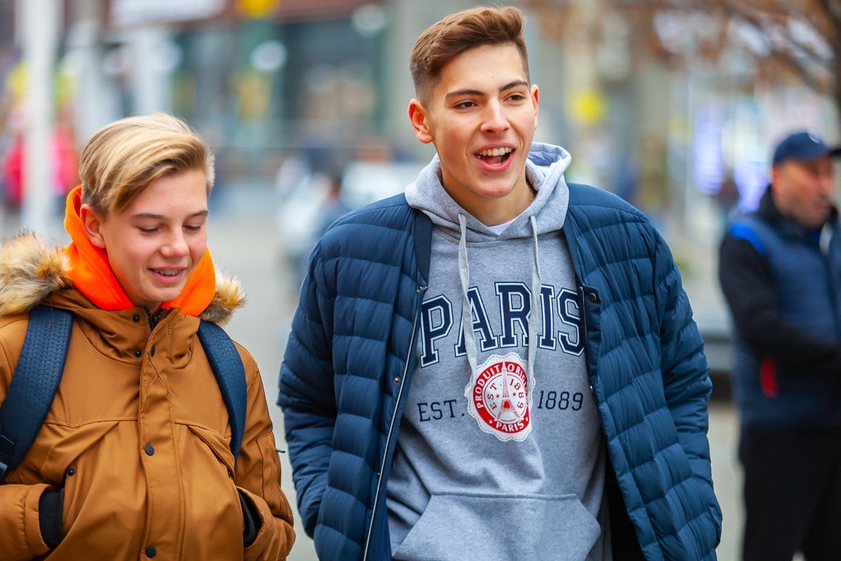 Смотри, я дышу, а изо рта пар