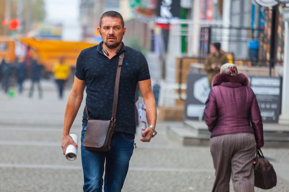 Чем плохо ездить в отпуск в жаркие страны осенью. Выехал без куртки - приехал: -40