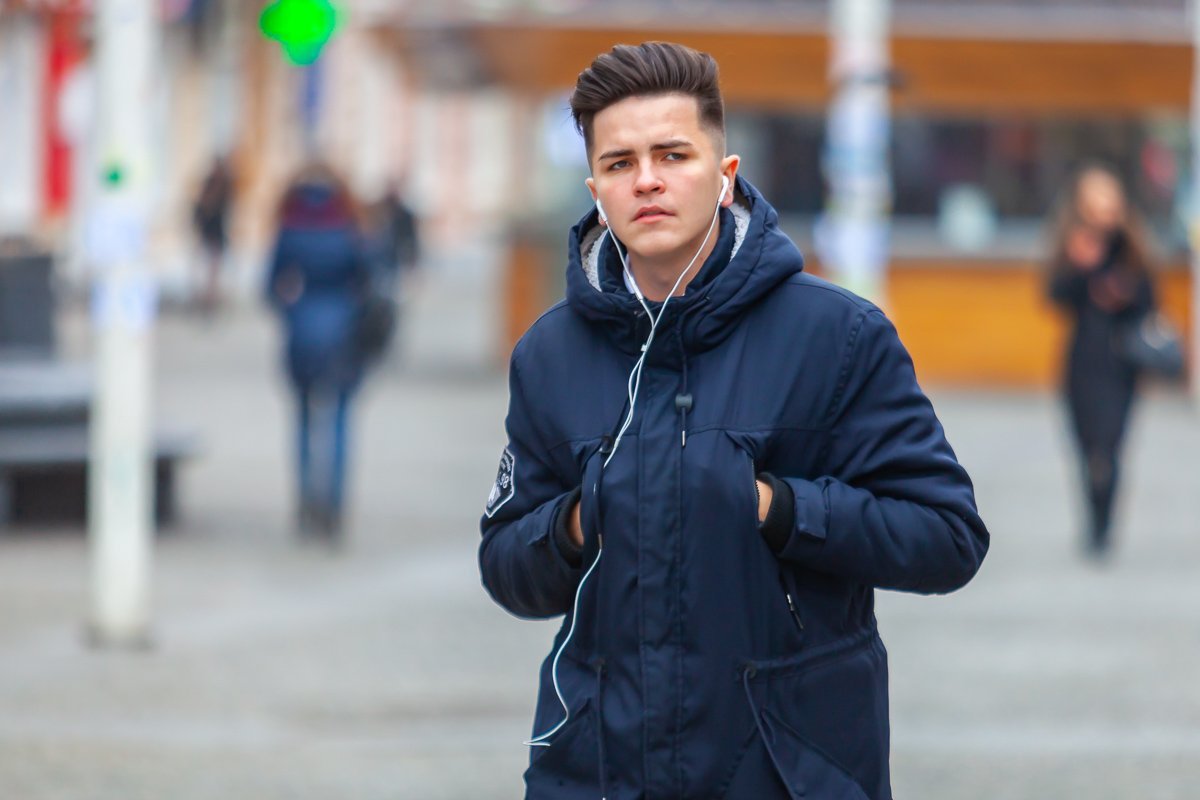 Когда не можешь надеть шапку, потому что испортишь прическу