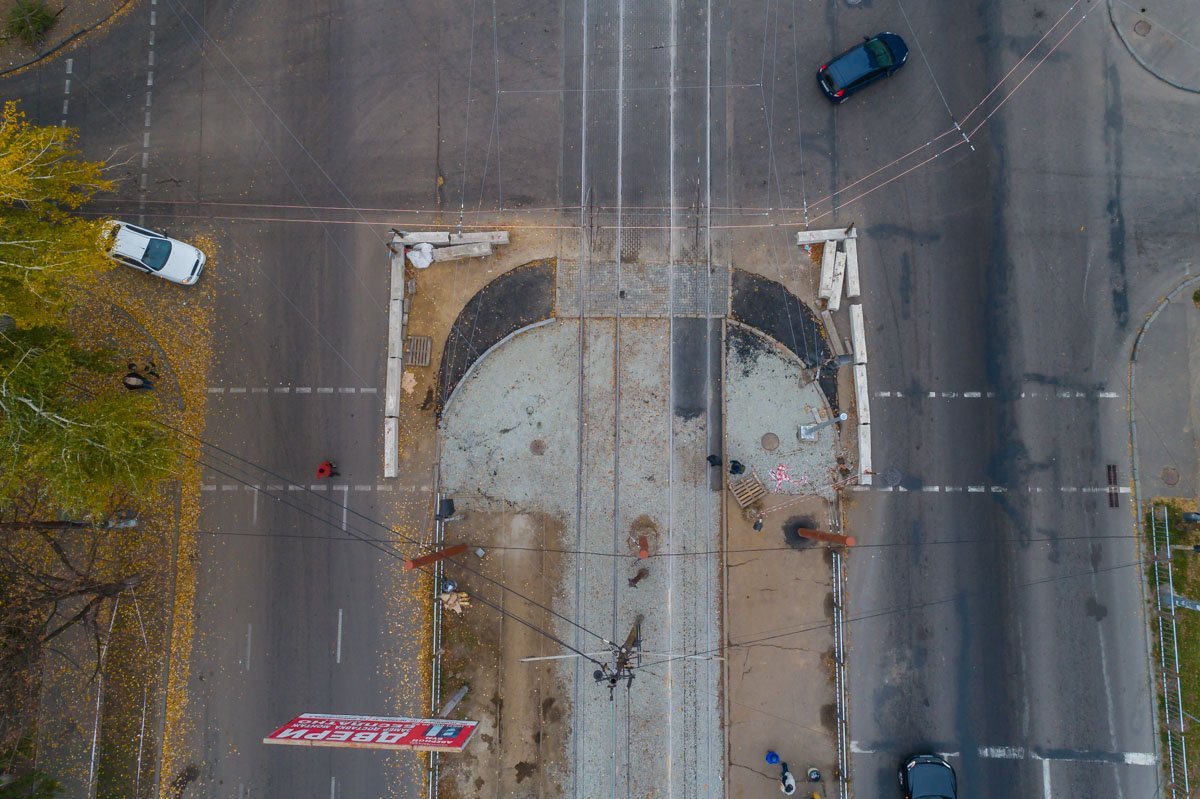 Кое-где заменили рельсы