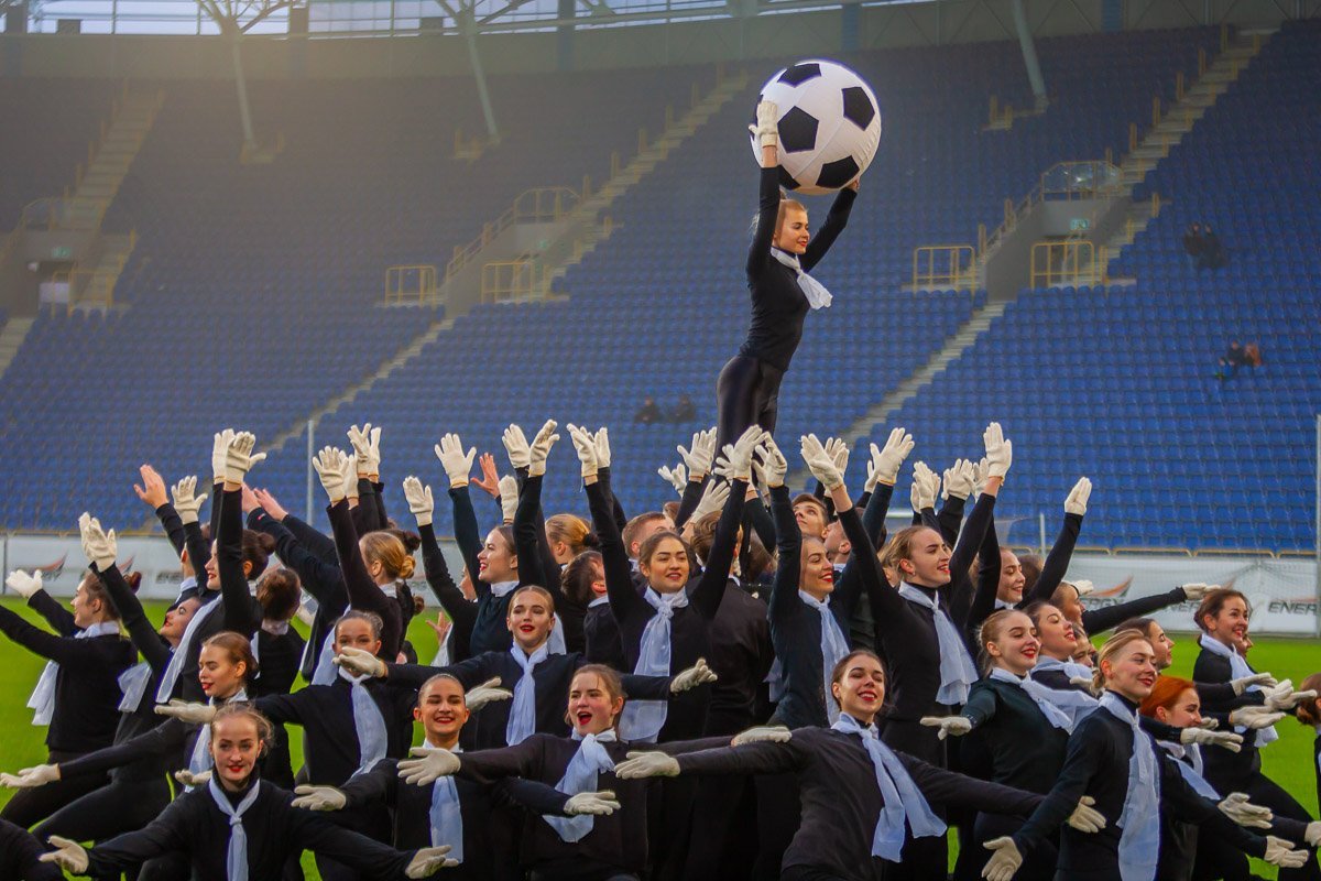 Творческие коллективы в этот вечер были на высоте