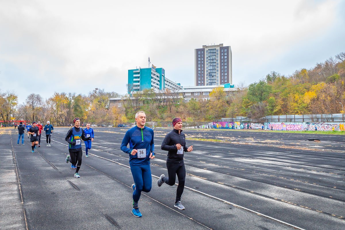 Каждый пытался держать темп Каждый пытался держать темп