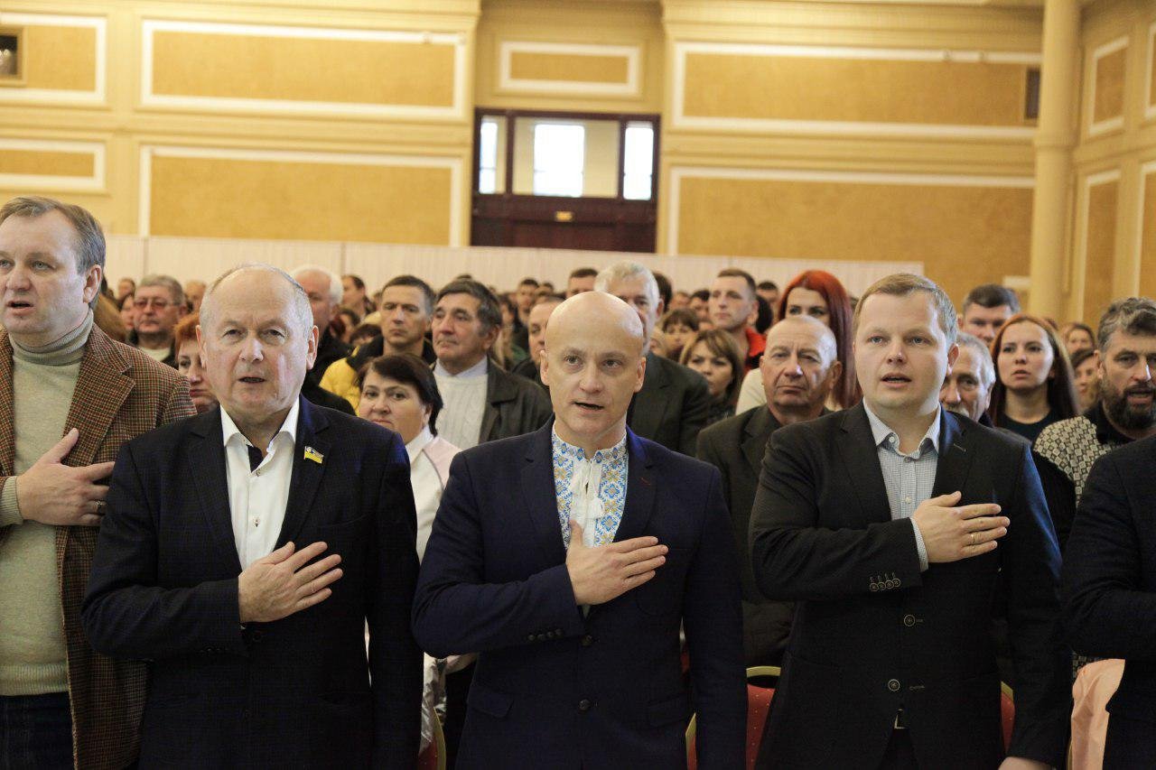 Более тысячи днепрян встретились с участниками президентских праймериз УКРОПа 2