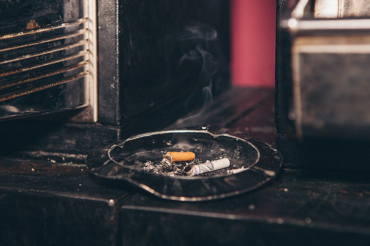 В это время в зале находились посетители, а также девушка-администратор зала