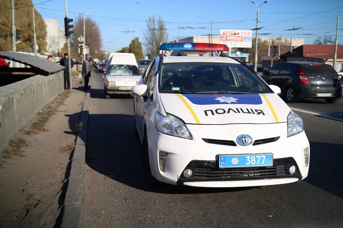 На месте работает полиция На месте работает полиция