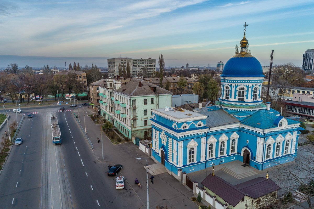 Церковь украшает улицу Рабочую Церковь украшает улицу Рабочую