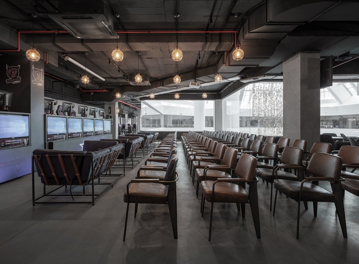 В Днепре Артур Ермолаев открыл лучшую киберспортивную арену в Европе 2