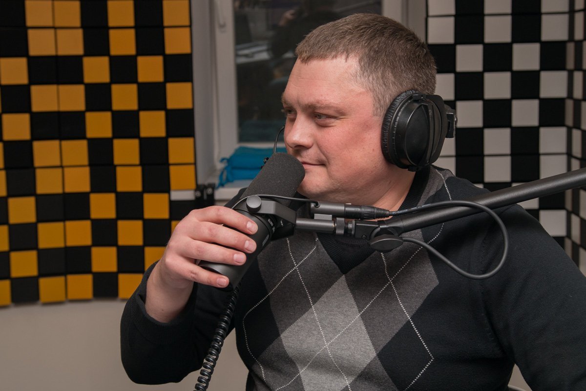 Ведущий Информатор ФМ Ведущий Информатор ФМ