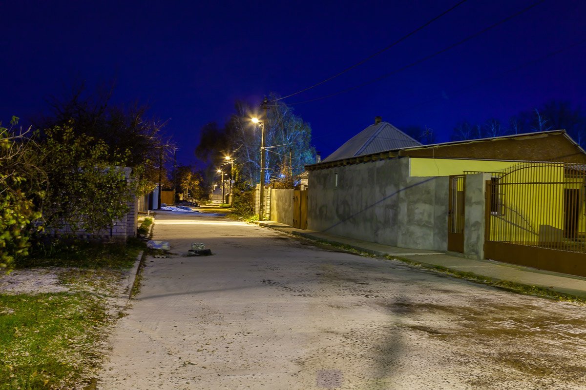 В тихих уголках Днепра царит более зимняя атмосфера В тихих уголках Днепра царит более зимняя атмосфера