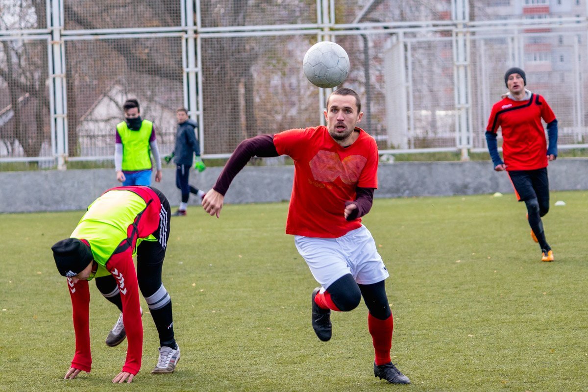 Порхай, как бабочка, пасуй, как Бог