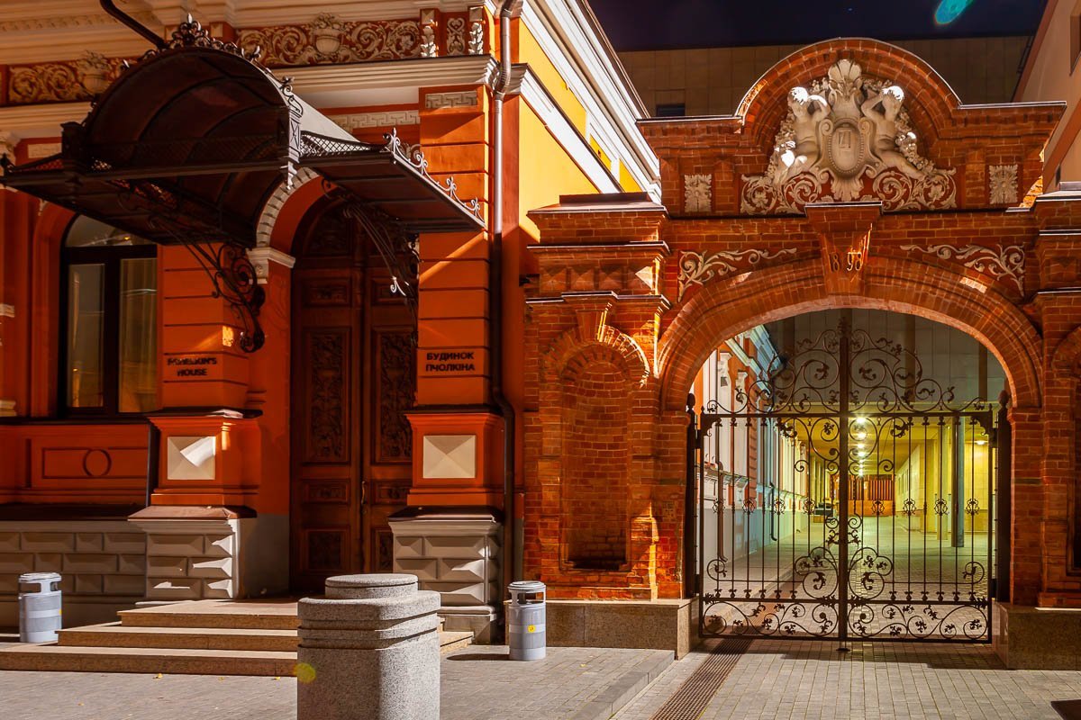 Дому Пчелкина повезло немного больше, чем другим историческим особнякам в Днепре Дому Пчелкина повезло немного больше, чем другим историческим особнякам в Днепре