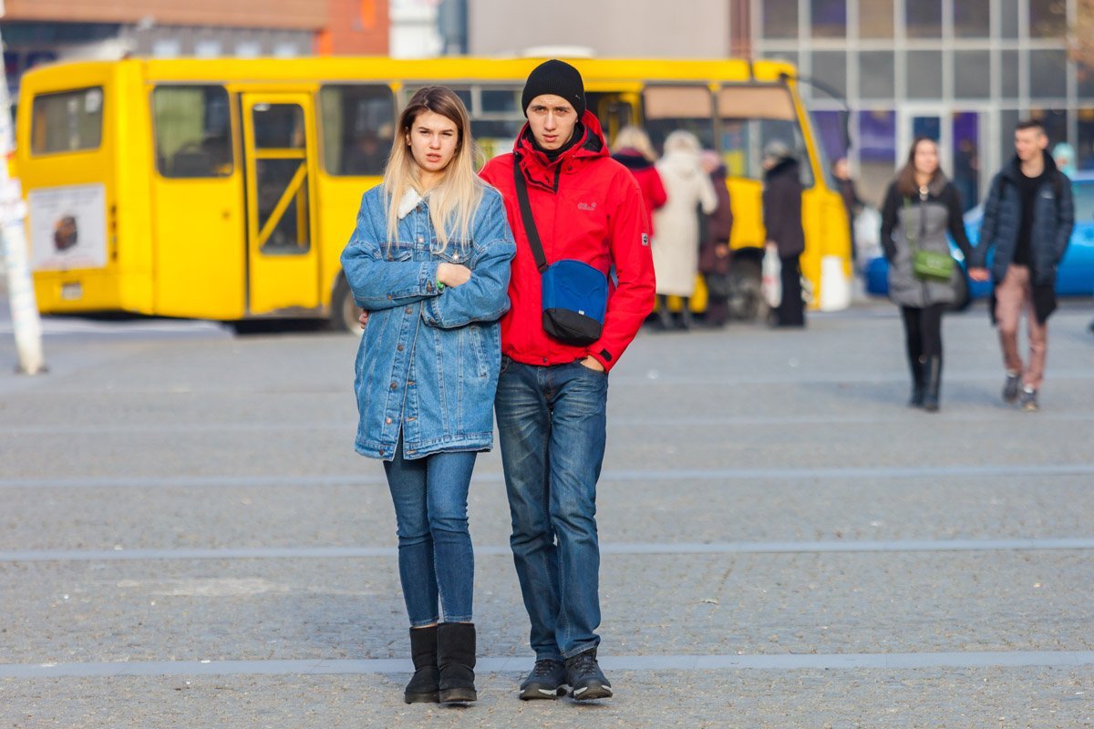 Любовь греет только в метафорическом плане. Одевайтесь