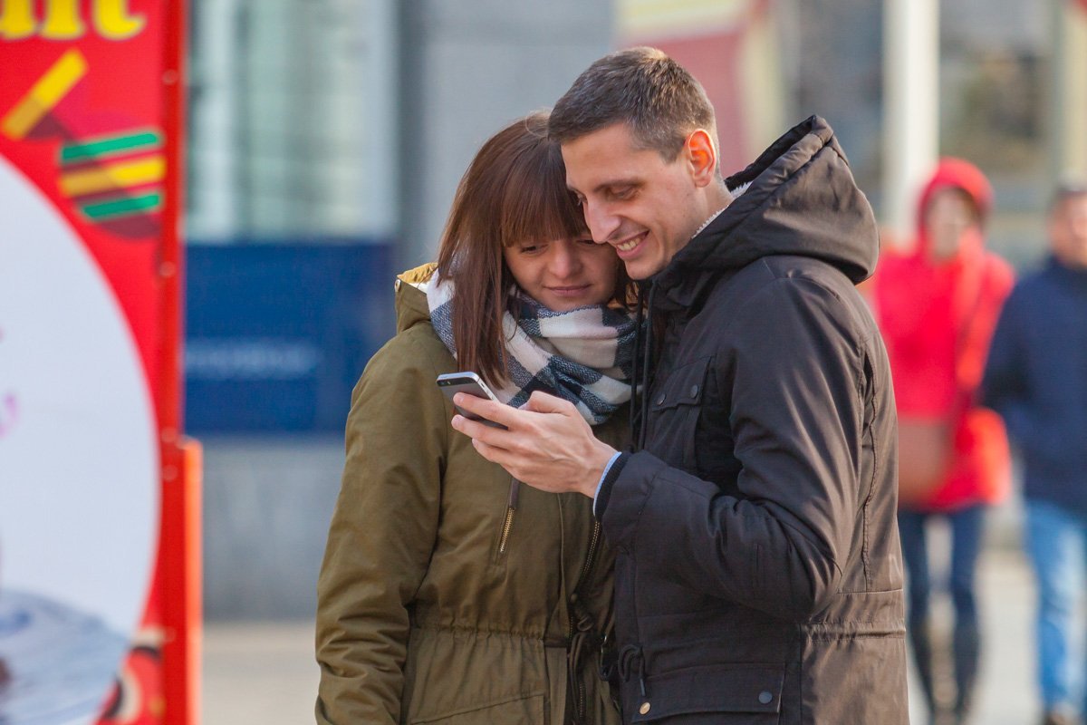 Селфиться снизу. Не надо так.