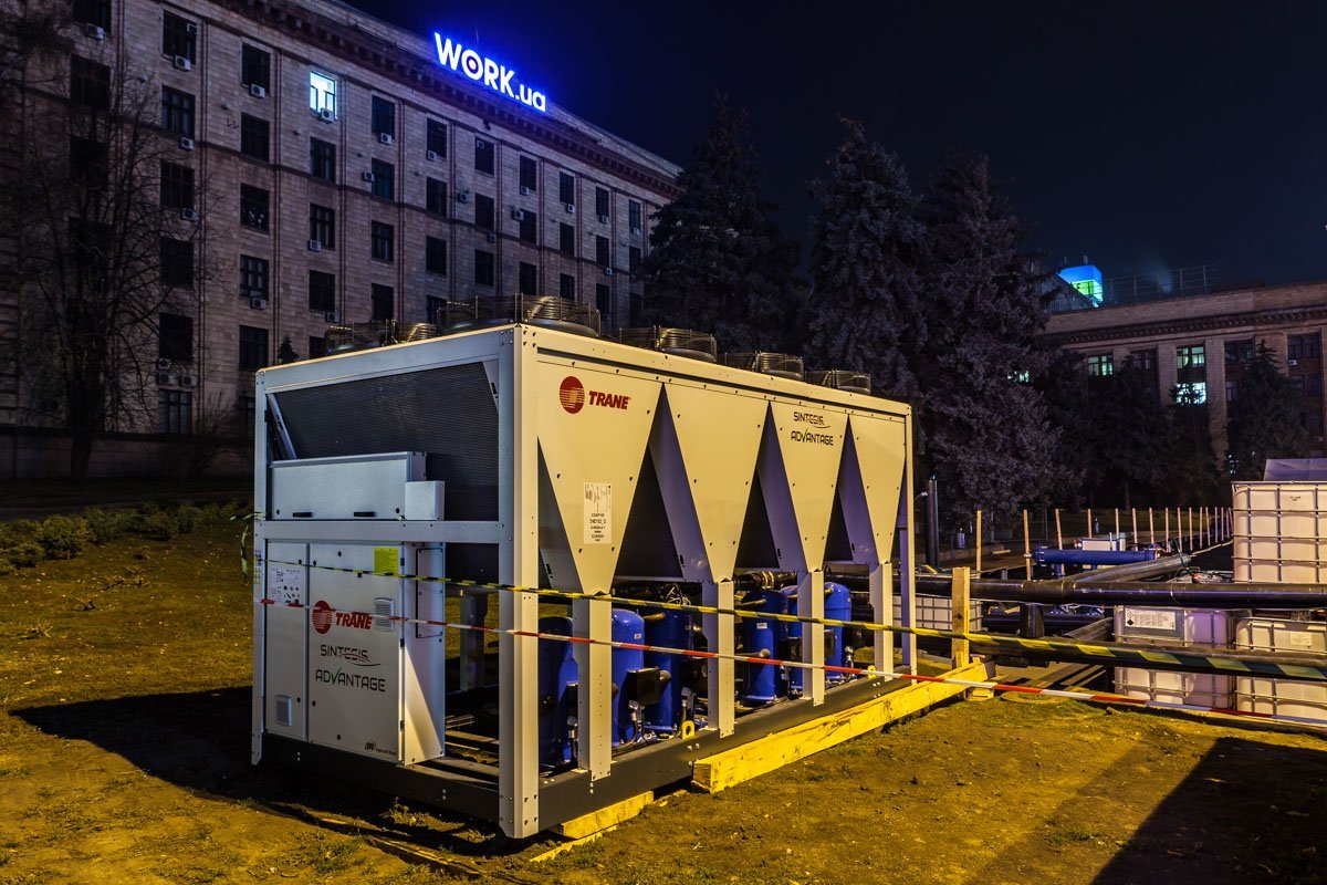 Опробовать каток можно будет уже 1 декабря