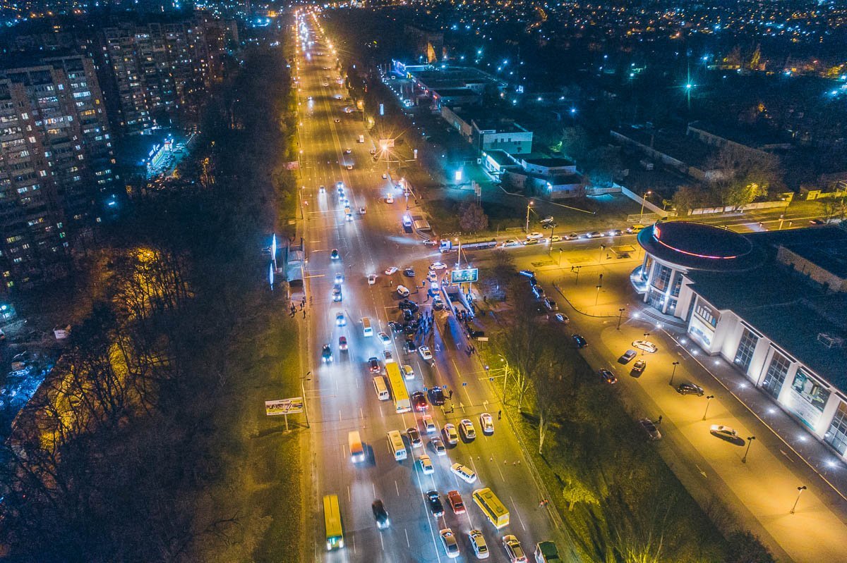 В Днепре произошло ДТП с участием 10-ти автомобилей В Днепре произошло ДТП с участием 10-ти автомобилей