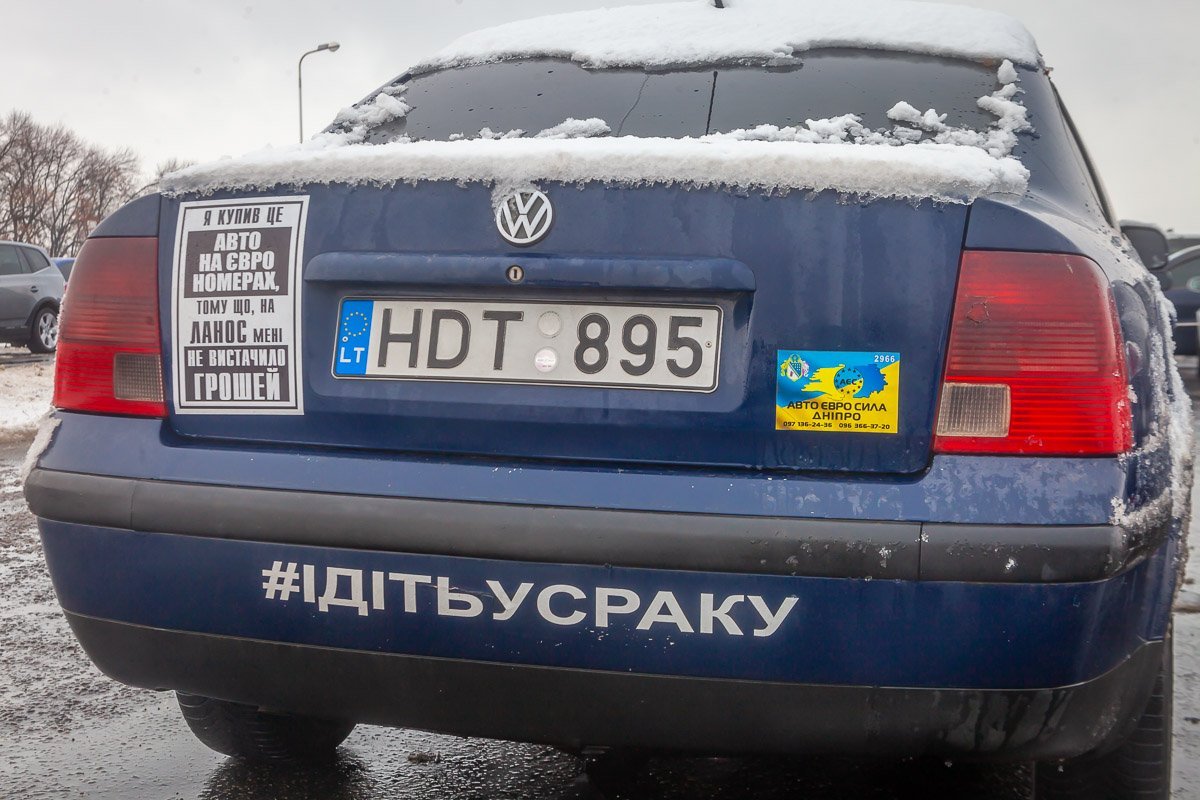 Пожалуйста, проходите, не стесняйтесь Пожалуйста, проходите, не стесняйтесь