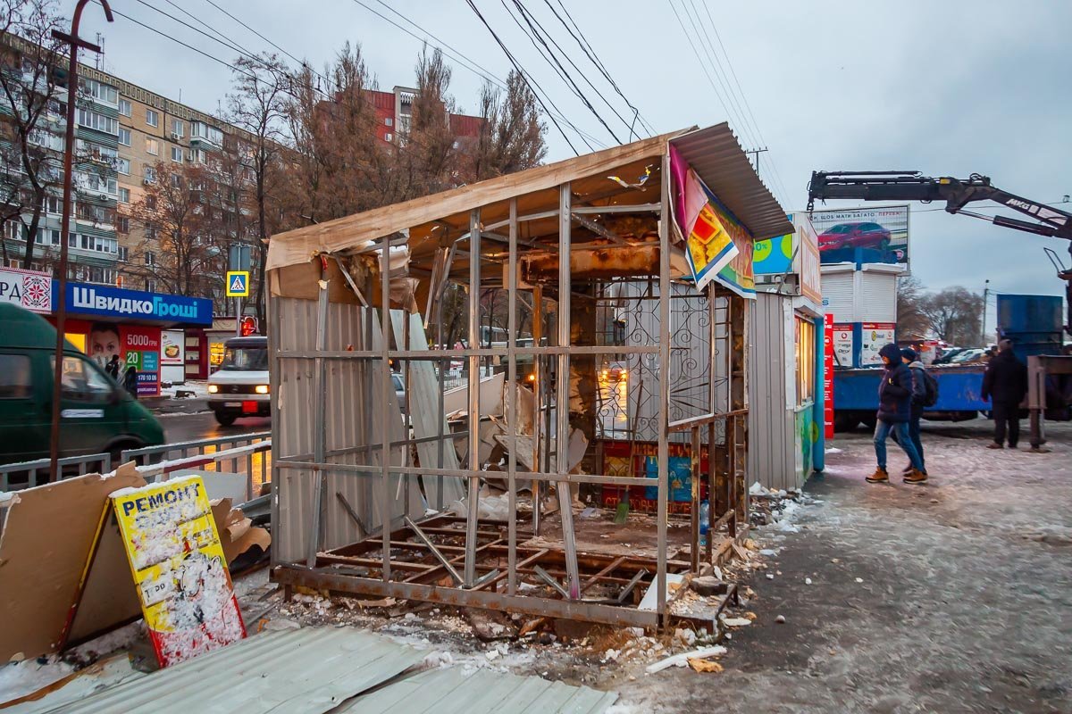 Говорят, что владельцы киосков не платили налоги Говорят, что владельцы киосков не платили налоги
