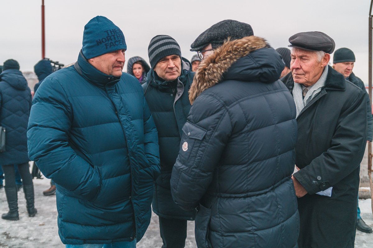 Михаил Леонидович показал Борису Филатову в каком состоянии находился объект до начала ремонта и как он изменилось сейчас