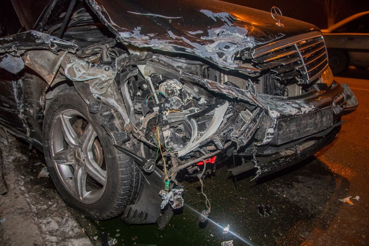 Пытался уйти от удара Пытался уйти от удара