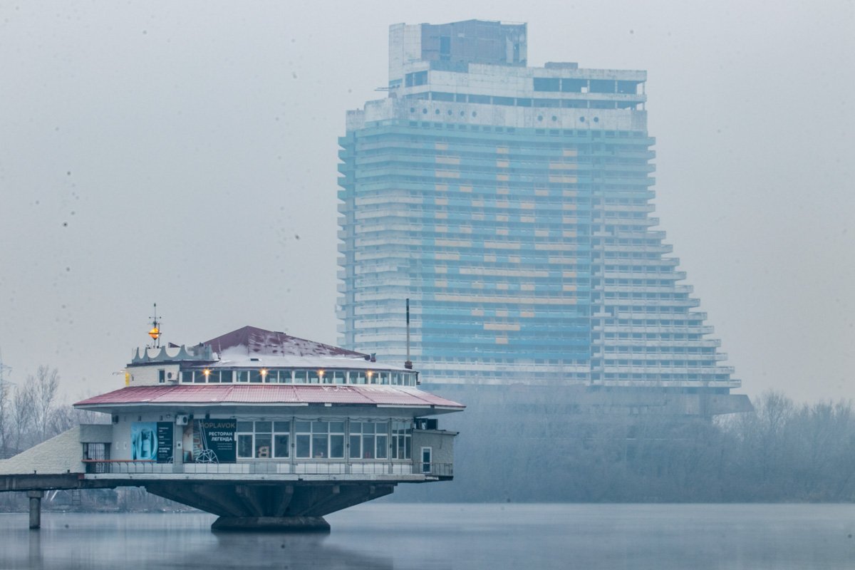 Слишком много легенд на один квадратный метр