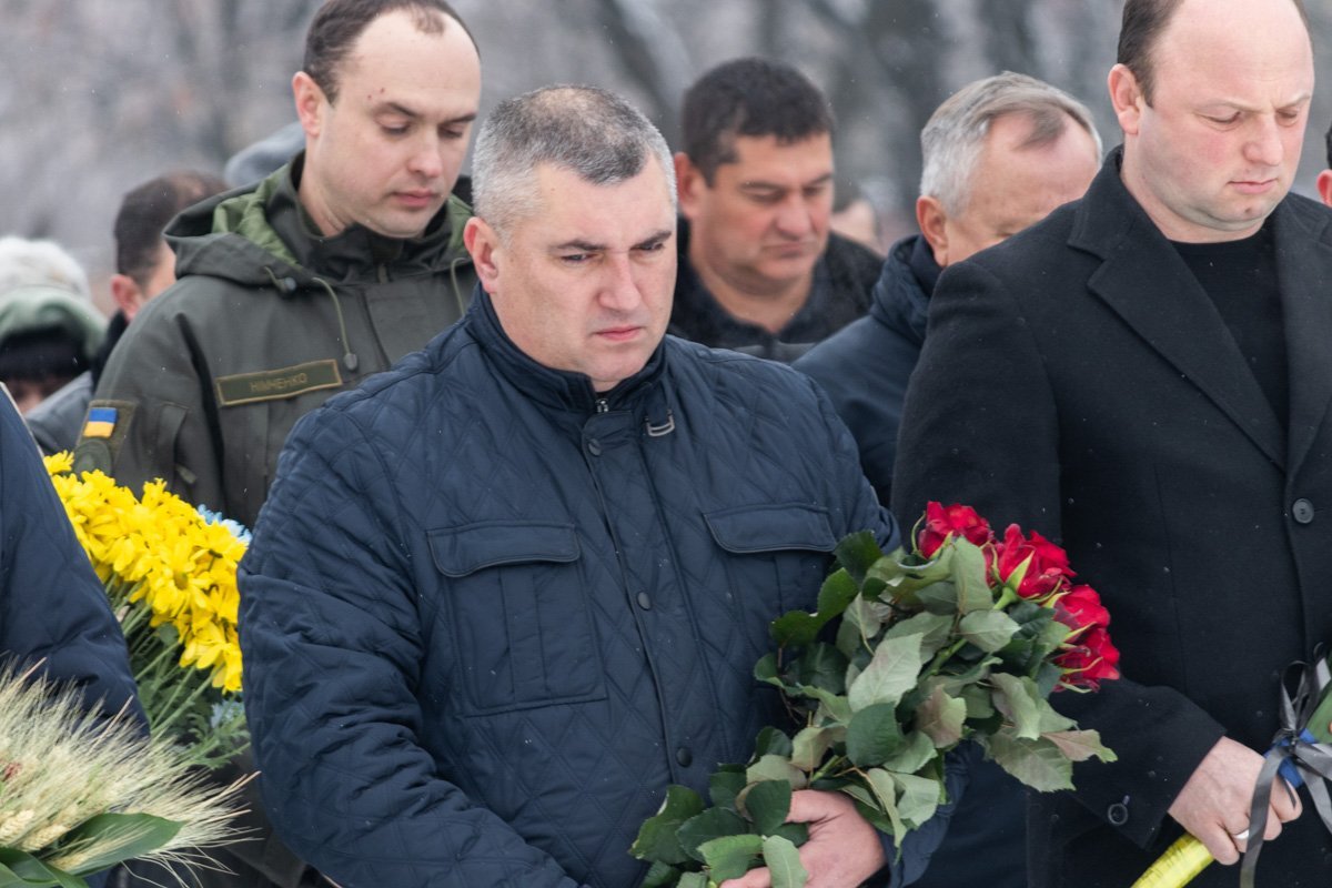 Умерших почтили минутой молчания