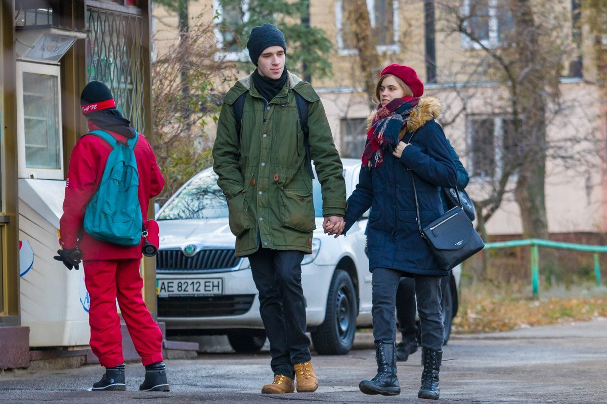 В такую погоду греют только теплые объятия