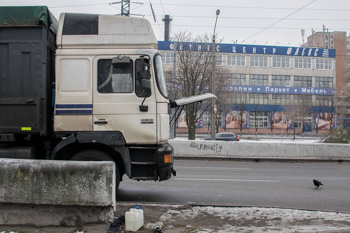 Но что-то пошло не так и спустя некоторое время он потерял сознание Но что-то пошло не так и спустя некоторое время он потерял сознание