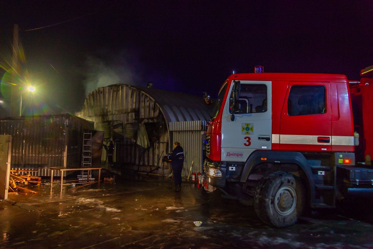 Пожар на Донецком шоссе Пожар на Донецком шоссе