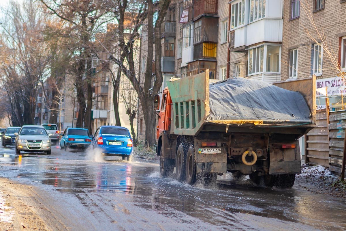 Просим по возможности исключить улицу Героев Крут из вашего маршрута Просим по возможности исключить улицу Героев Крут из вашего маршрута