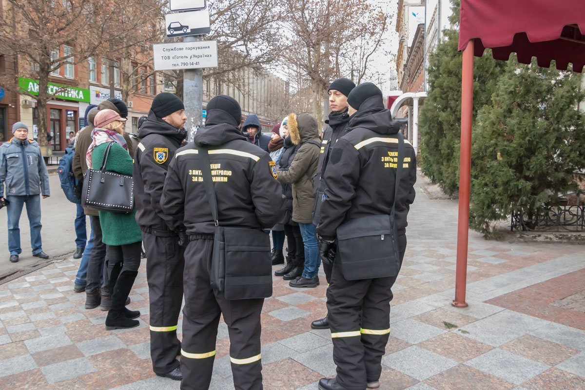 В Днепре начинает работать инспекция по вопросам контроля парковок