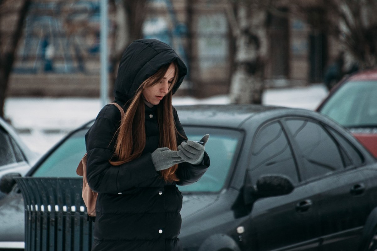 Когда пытаешься пальцами в перчатках нажимать на сенсорный экран Когда пытаешься пальцами в перчатках нажимать на сенсорный экран
