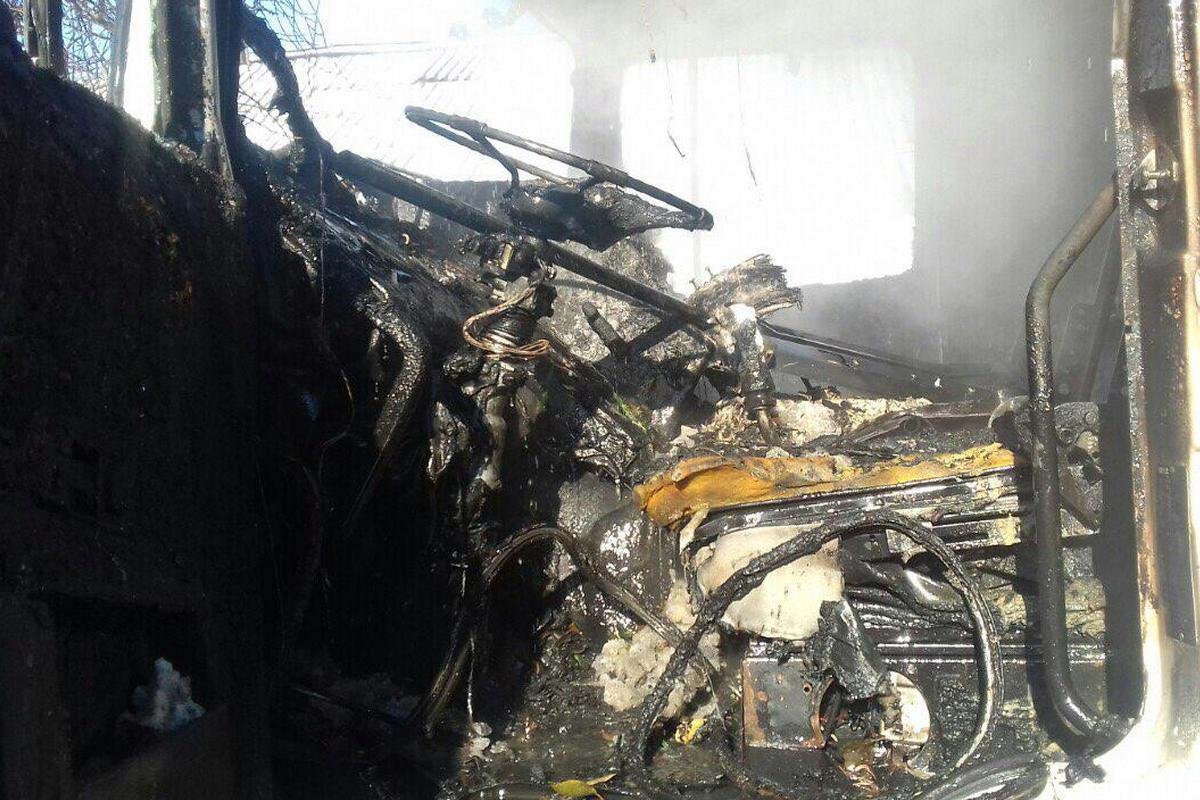 Кабина выгорела полностью Кабина выгорела полностью