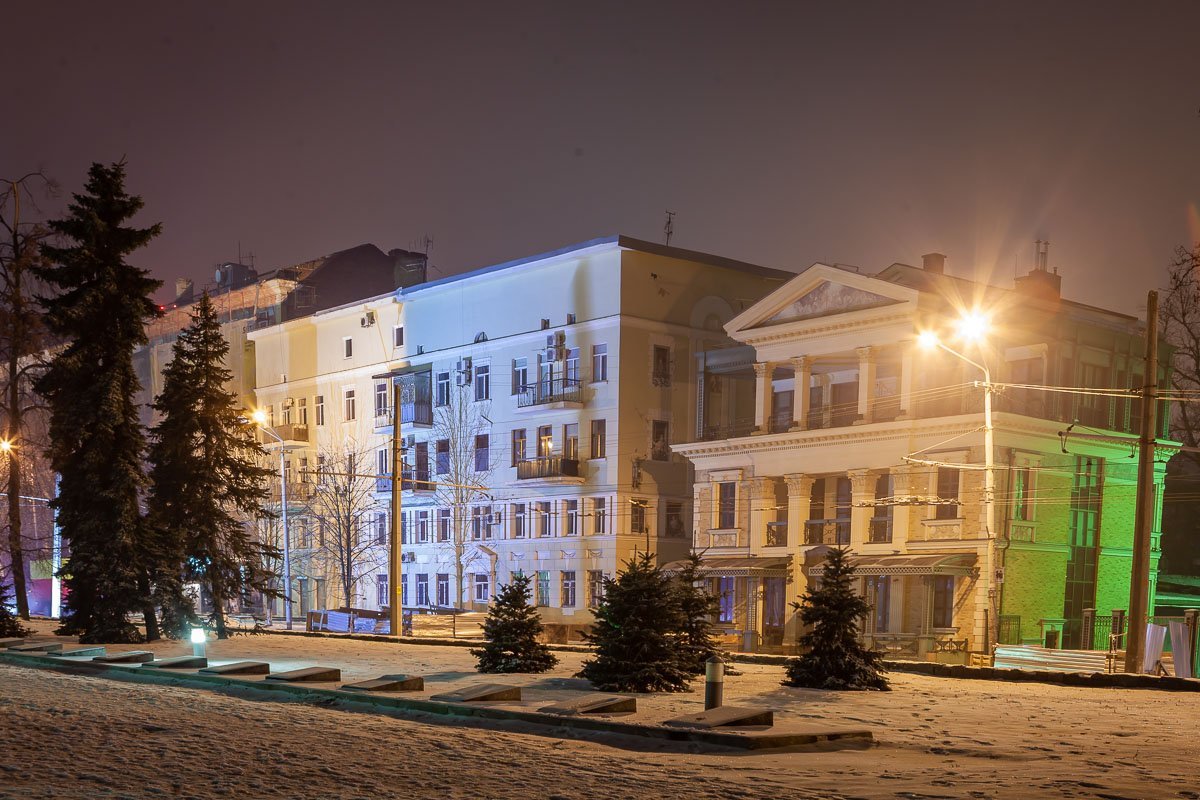 Соборная площадь ночью Соборная площадь ночью