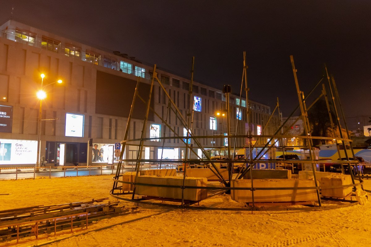 Праздничную елку откроют 22 декабря Праздничную елку откроют 22 декабря