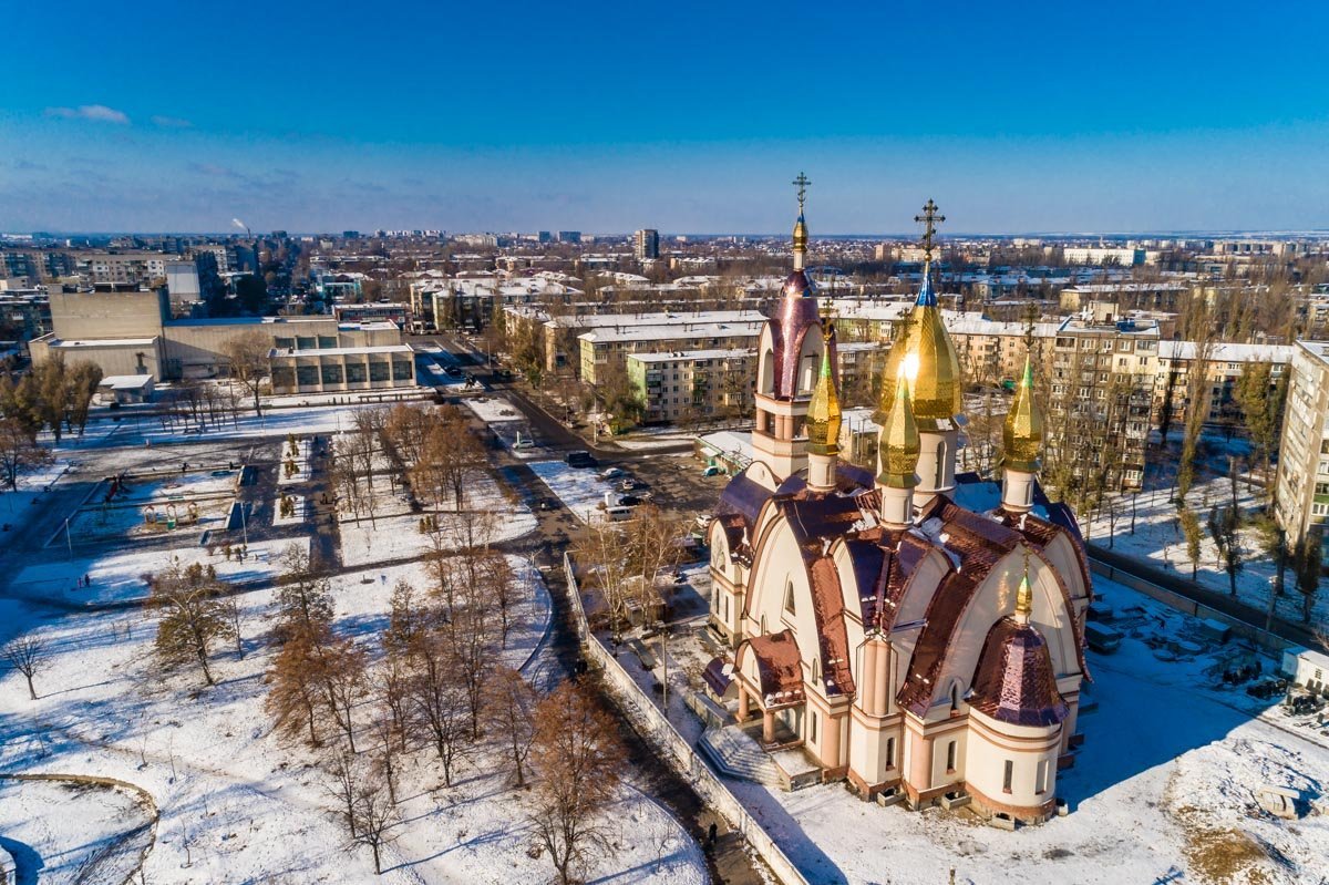 Жители считают храм изюминкой района Жители считают храм изюминкой района